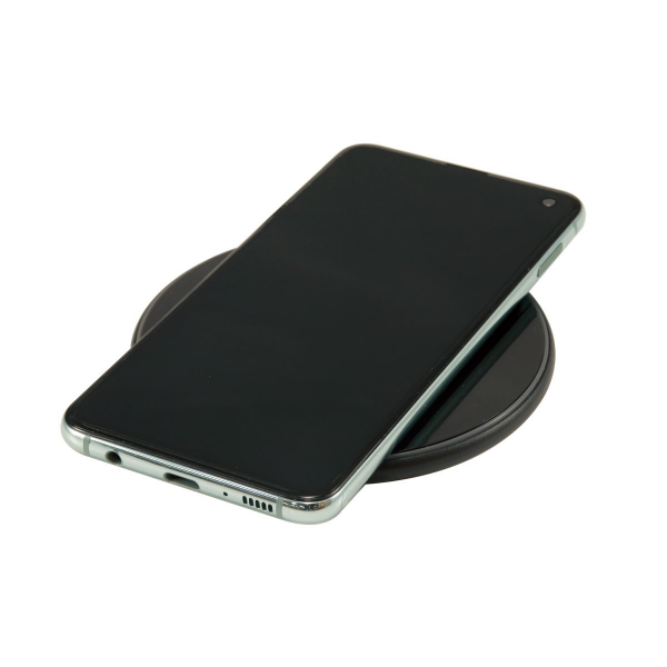 Equip Wireless Charger Pad 10W USB-A Black | Klikk Malta