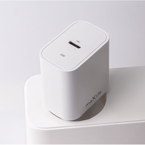 Maxlife PD QC Charger 1x USB-C 20W white + ... | Klikk Malta