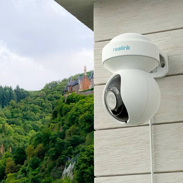 Reolink E540 5MP PT Outdoor Camera | Klikk Malta