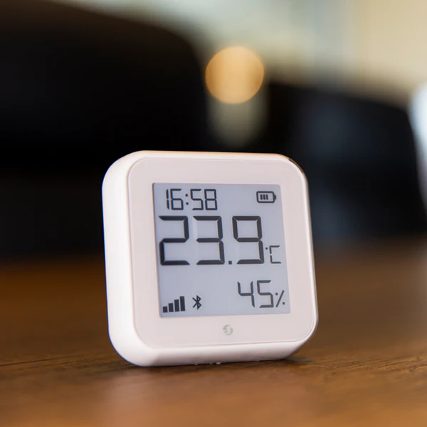 Shelly H&T Gen 3 Smart Sensor w/Display Mat... | Klikk Malta