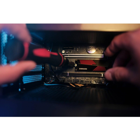 Samsung 990 PRO 4TB M.2 PCIe SSD with Heatsink | Klikk Malta