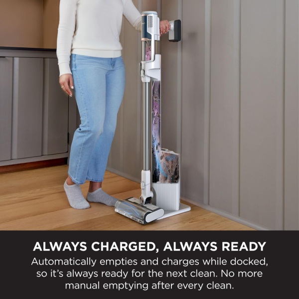 Shark Clean & Empty Cordless Vacuum Cleaner | Klikk Malta