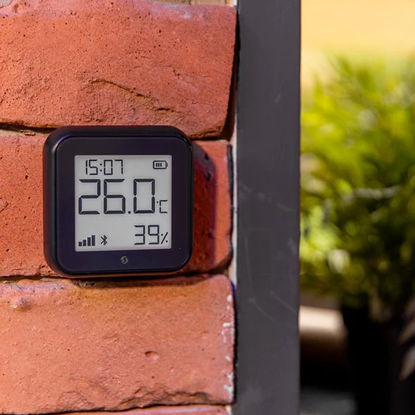 Shelly H&T Gen 3 Smart Sensor w/Display Mat... | Klikk Malta