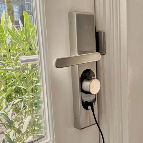 Shelly LOQED Power Kit for LOQED Smart Locks | Klikk Malta