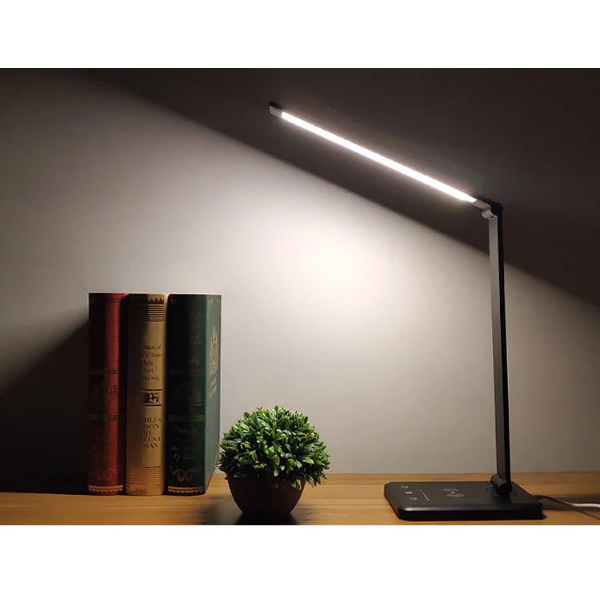 Smart Desk Lamp with Wireless Charging Pad 5W | Klikk Malta