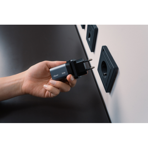 Verbatim GNC-35 35W 2-Port GaN Charger | Klikk Malta