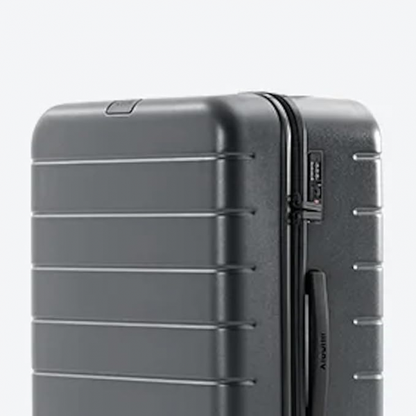 Xiaomi Classic Pro 24 inch Luggage Grey | Klikk Malta